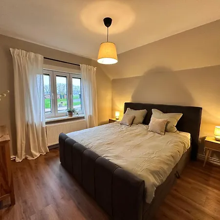 Reetdachkate Am Deich *