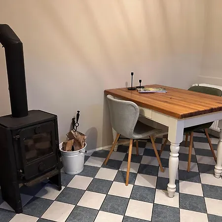 Reetdachkate Am Deich * Seester