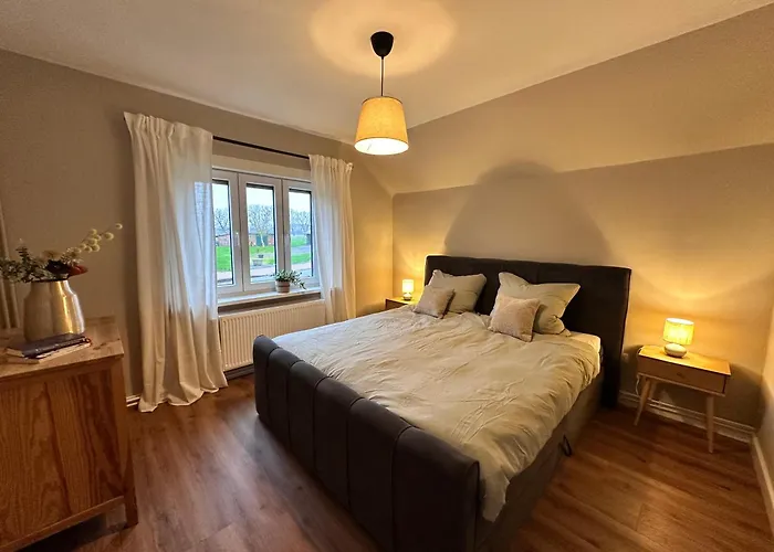 Reetdachkate Am Deich *