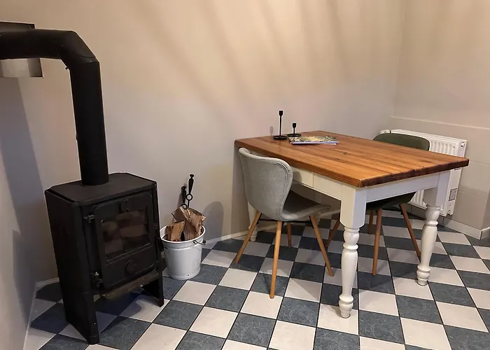 Reetdachkate Am Deich * Seester