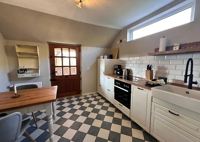 Reetdachkate Am Deich